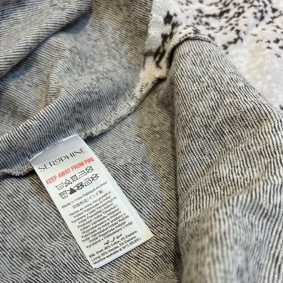 Cotton Jacquard Maternity & Nursing Dress - Picture 6 of 11